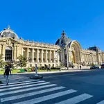 Avenue Montaigne Paris Bienvenue